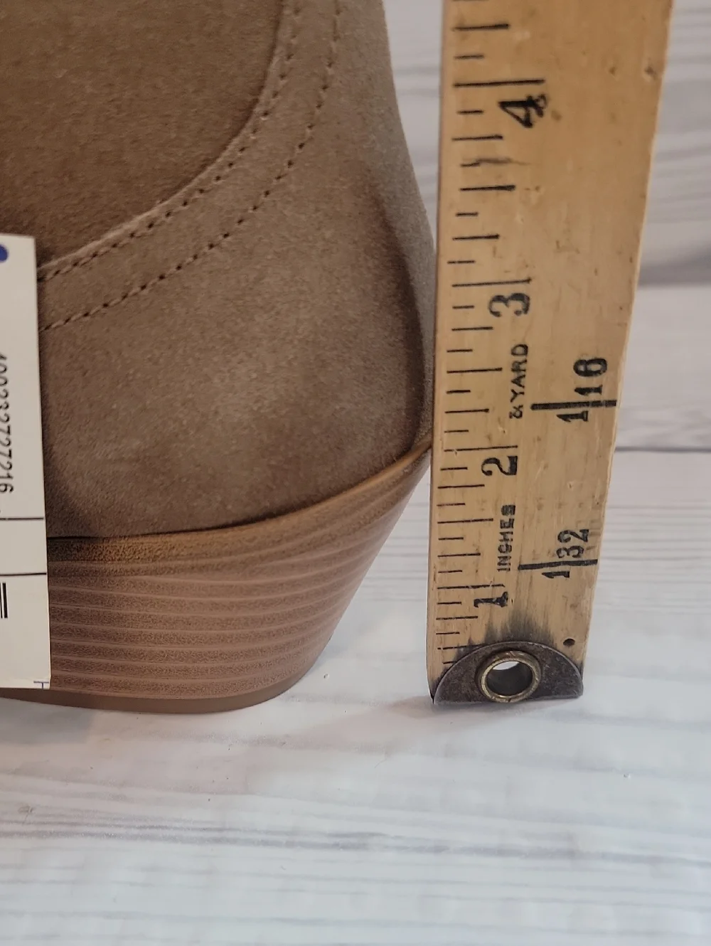 Guess Gwnebila Suede Pointed Toe Ankle Boots - Taupe NWT Womens Size 6.5